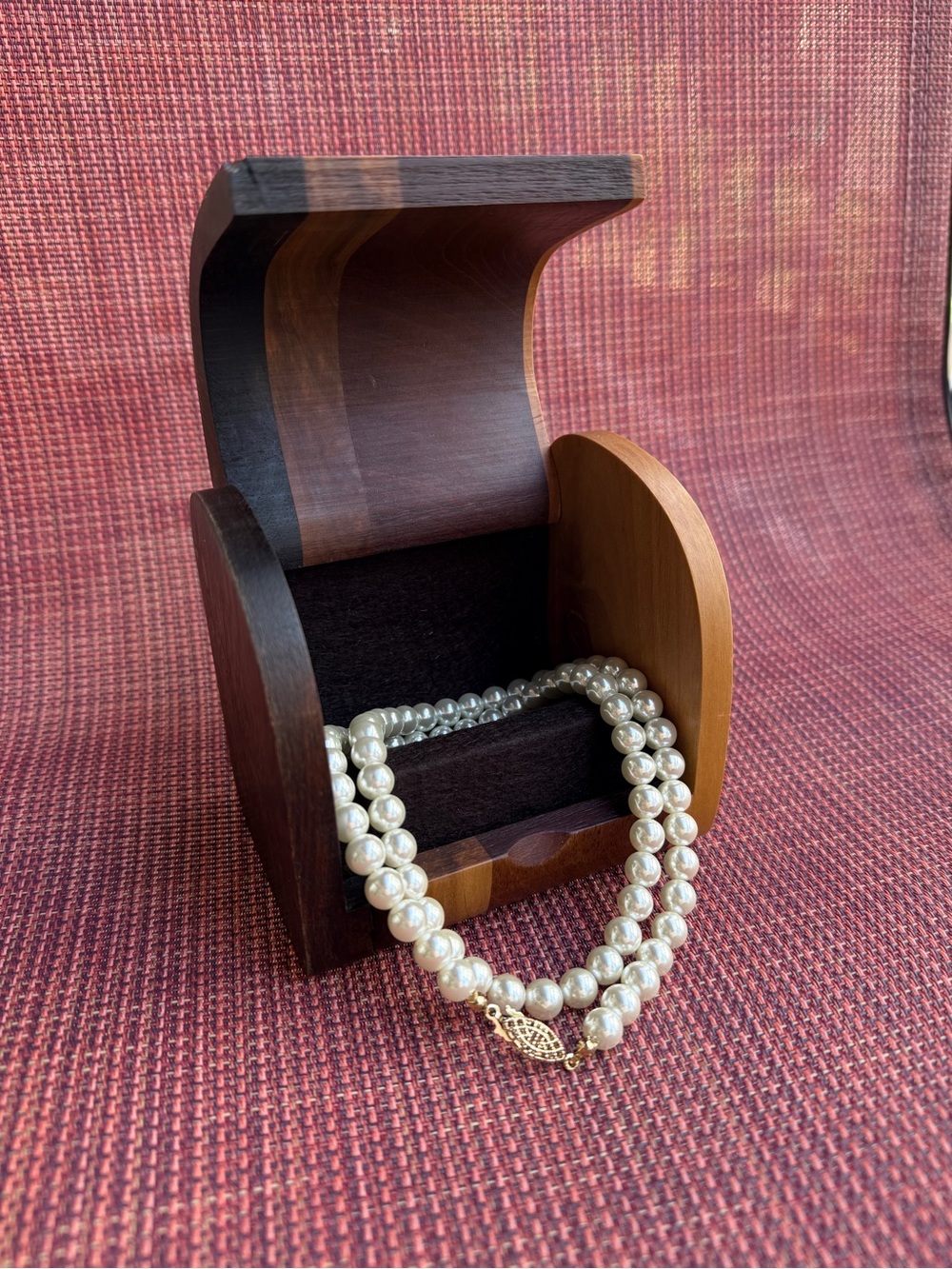 🇨🇦 Wooden Jewelry Box